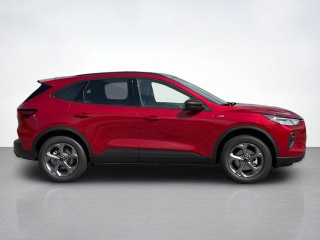 2026 Ford Escape ST-Line photo 2