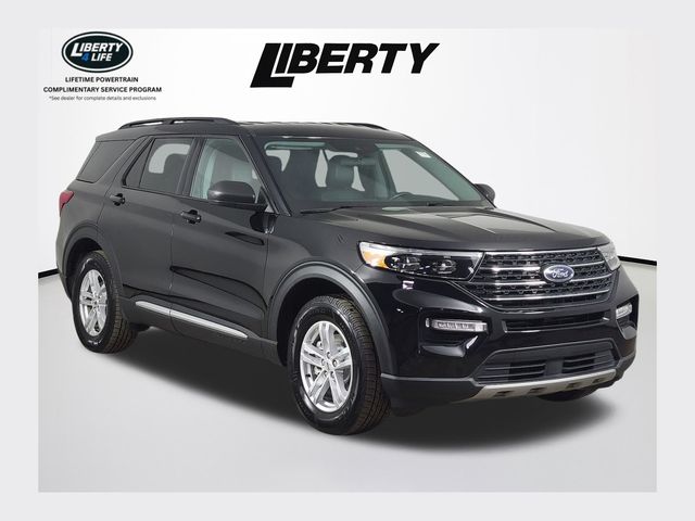 2023 Ford Explorer SUV 