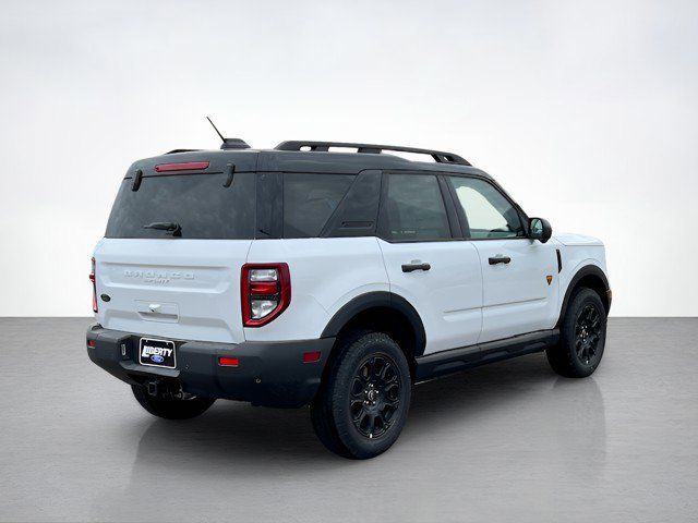 2025 Ford Bronco Sport Badlands photo 3