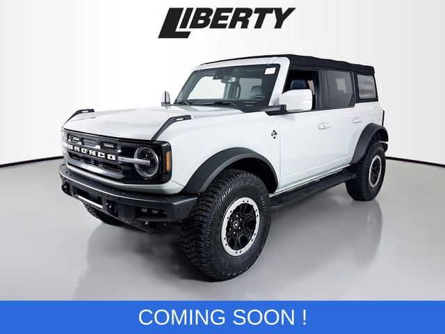 2022 Ford Bronco Outer Banks photo 3