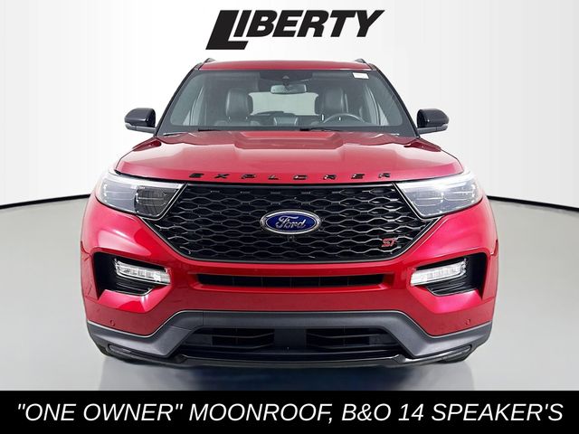 2023 Ford Explorer ST photo 2