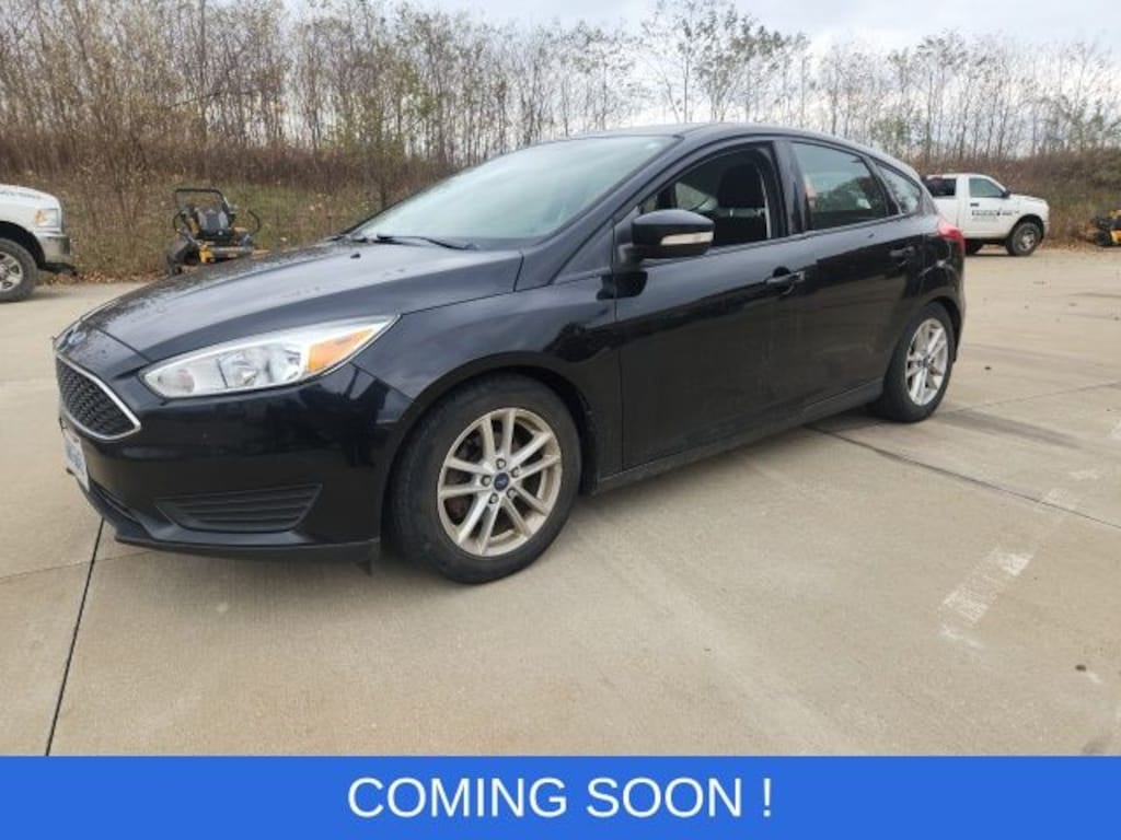 Used 2016 Ford Focus SE Hatchback