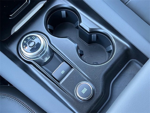 2025 Ford Explorer Active - Photo 21