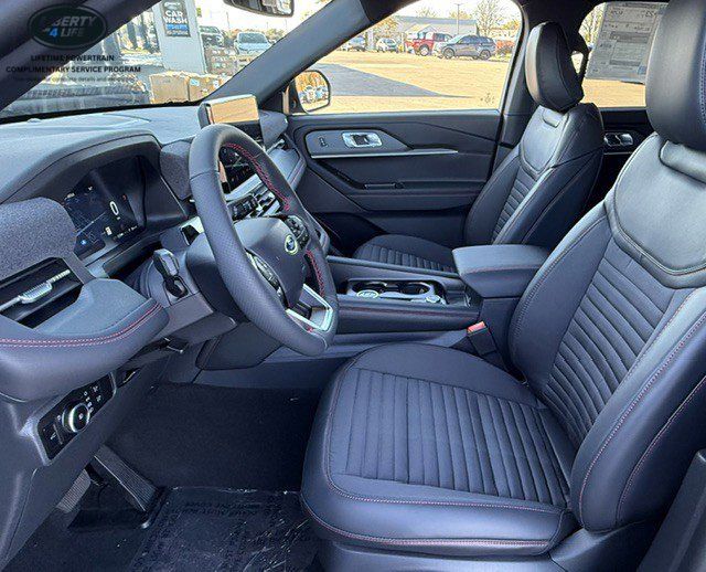 2026 Ford Explorer ST-Line - Photo 11