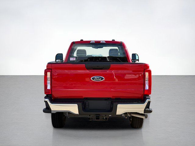 2026 Ford F-250 photo 4