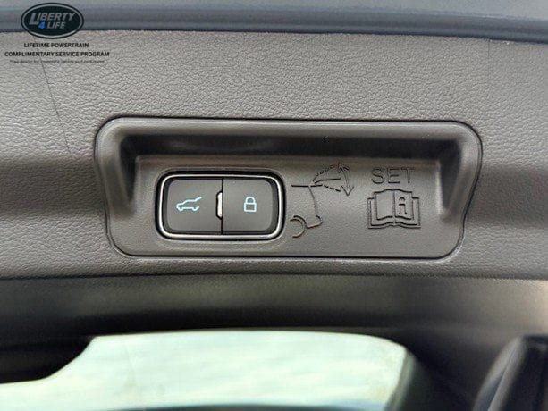 2025 Ford Explorer ST-Line - Photo 35