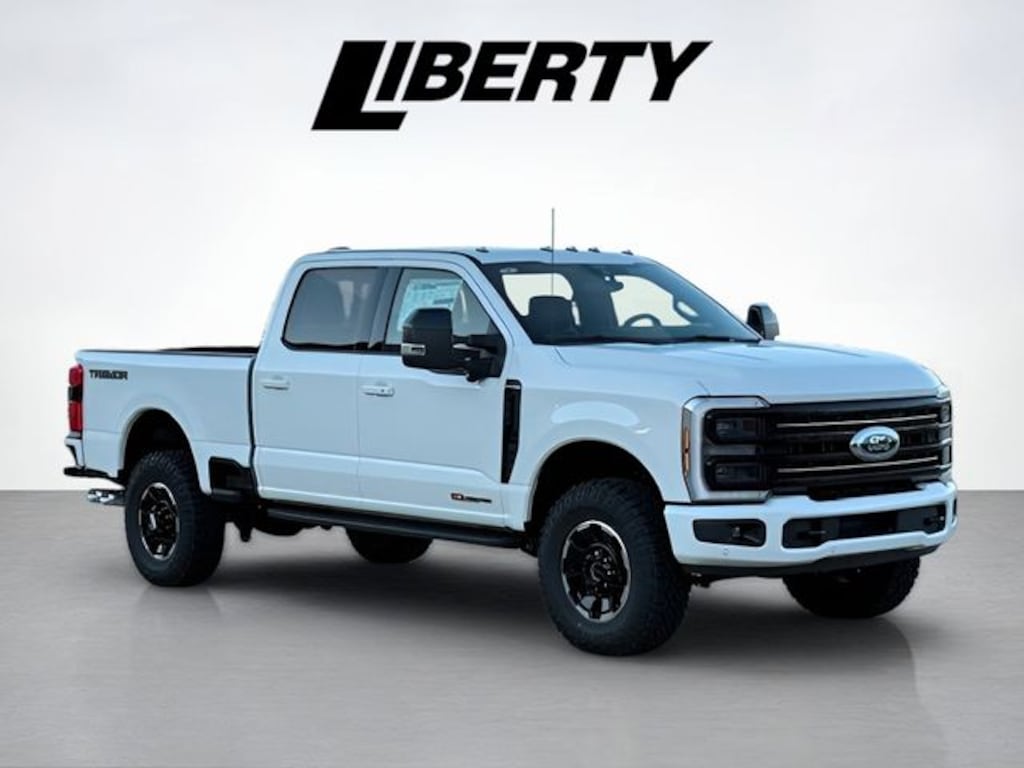 New 2025 Ford F-250SD Platinum Truck