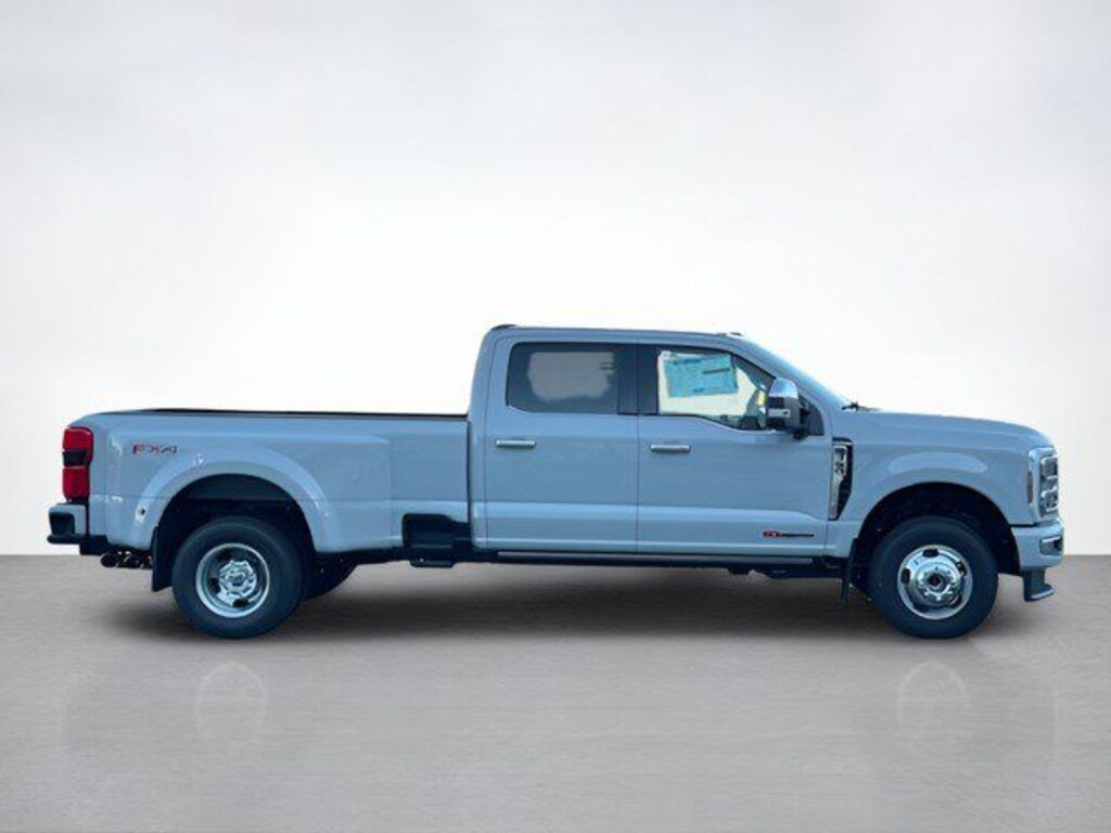 New 2026 Ford F-350SD Platinum Truck