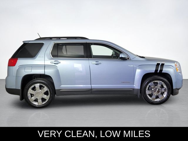 Used 2015 GMC Terrain SLE-2 with VIN 2GKFLWE38F6157738 for sale in Aurora, OH