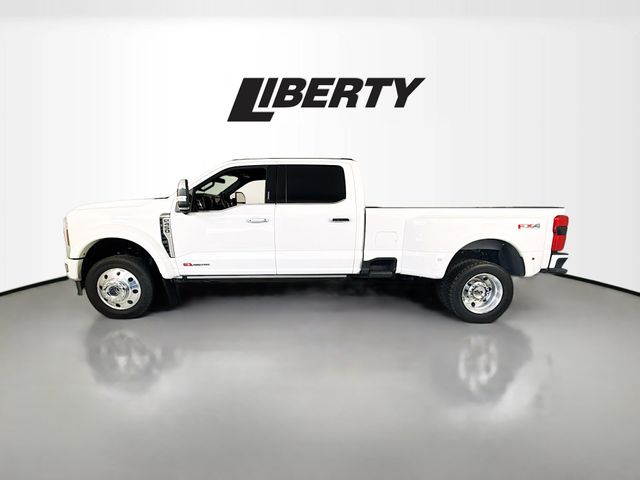 2024 Ford F-450 photo 4
