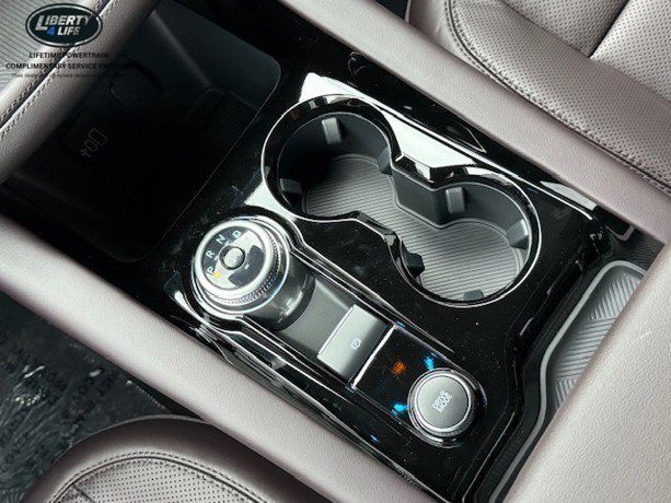 2026 Ford Explorer Platinum - Photo 23