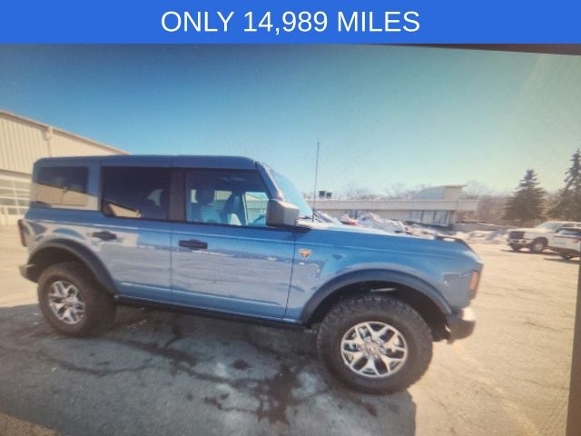 2025 Ford Bronco SUV 