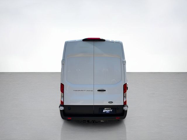 2025 Ford Transit photo 4