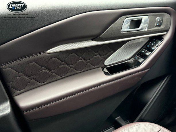 2026 Ford Explorer Platinum - Photo 32