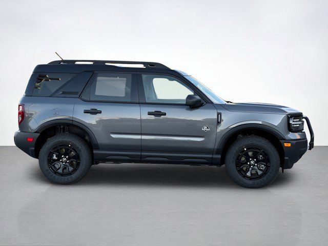 2025 Ford Bronco Sport Outer Banks photo 2