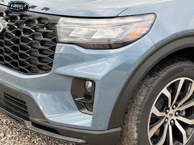 2025 Ford Explorer ST-Line - Photo 9