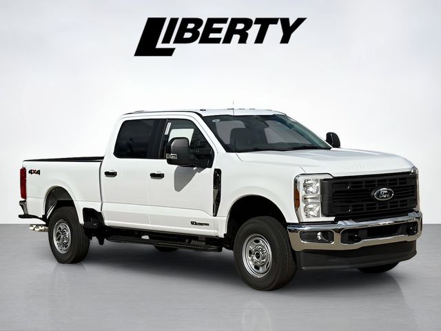 2026 Ford F-350 Super Duty XL's photo