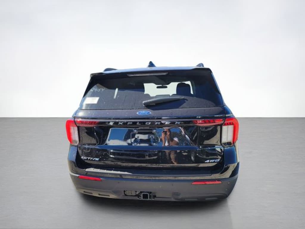 New 2026 Ford Explorer Active SUV