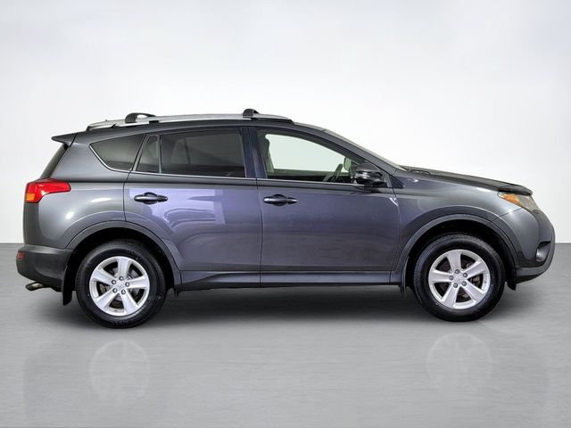 Used 2014 Toyota RAV4 XLE with VIN JTMRFREV4ED080062 for sale in Aurora, OH