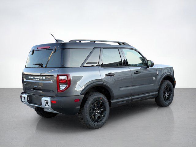 2025 Ford Bronco Sport Outer Banks photo 3