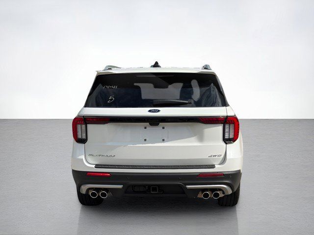 2025 Ford Explorer Platinum photo 4