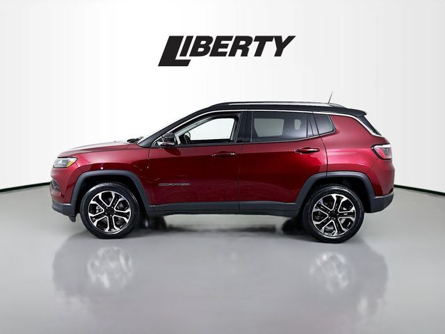 2022 Jeep Compass Limited photo 4