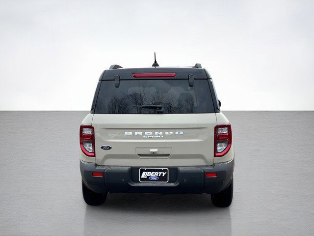 2025 Ford Bronco Sport Outer Banks photo 4