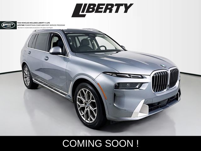 2024 BMW X7 40i's photo