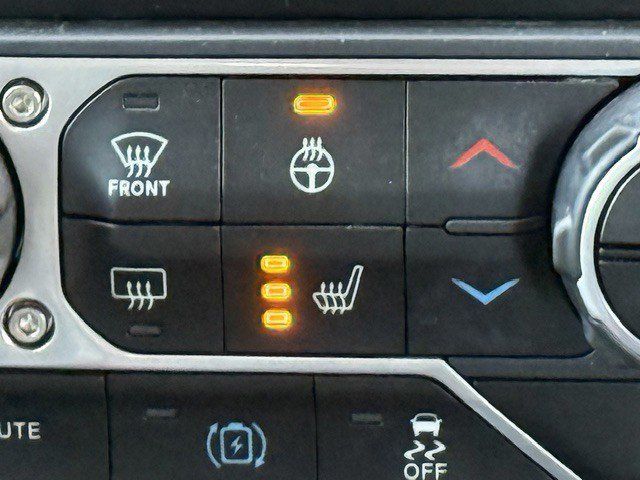 2021 Jeep Wrangler Unlimited Sahara 4XE - Photo 23