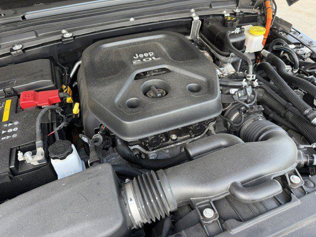 2021 Jeep Wrangler Unlimited Sahara 4XE - Photo 37