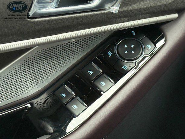 2026 Ford Explorer Platinum - Photo 33