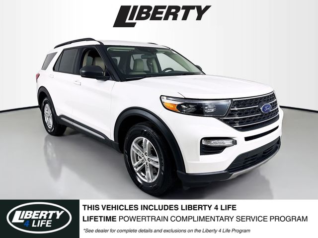 2022 Ford Explorer XLT's photo