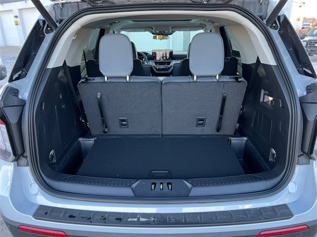 2025 Ford Explorer Active - Photo 35