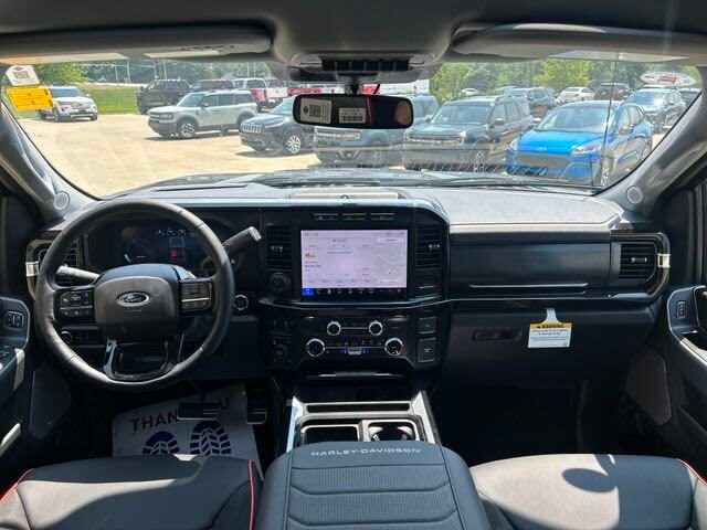 2024 Ford F-250 photo 2