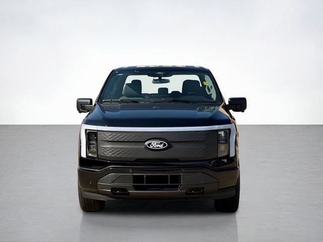 2025 Ford F-150 Lightning Flash - Photo 8