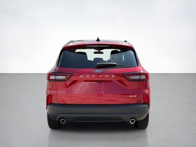 2026 Ford Escape ST-Line photo 4