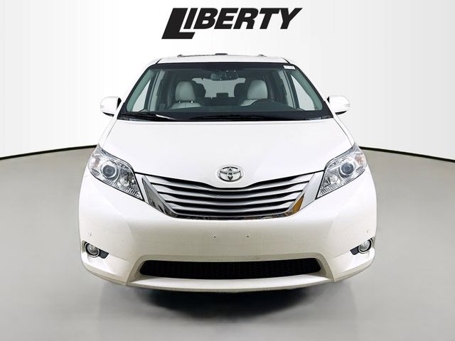 Used 2014 Toyota Sienna XLE with VIN 5TDYK3DCXES424535 for sale in Aurora, OH