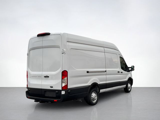 2025 Ford Transit photo 3