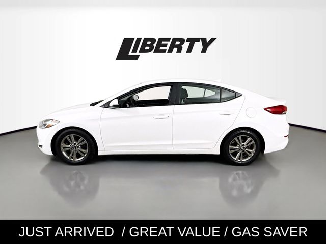 2018 Hyundai Elantra SEL photo 4