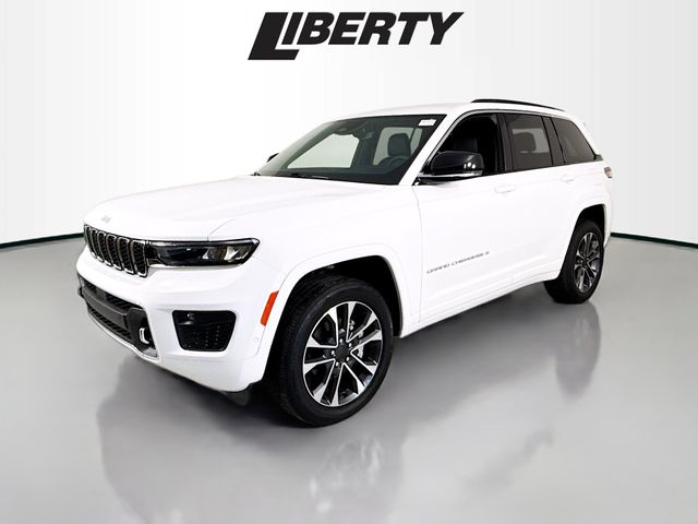 2024 Jeep Grand Cherokee Overland photo 3