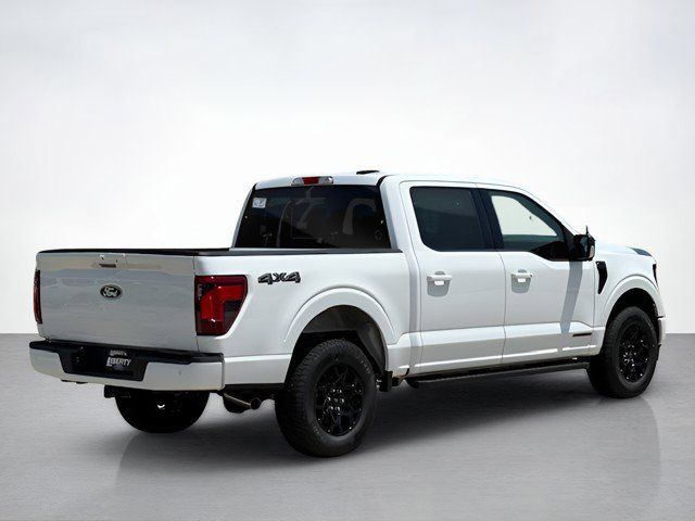 2025 Ford F-150 XLT photo 3