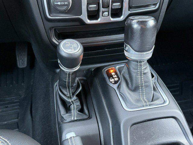 2021 Jeep Wrangler Unlimited Sahara 4XE - Photo 25