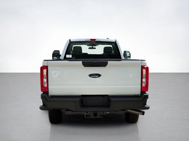2025 Ford F-250 photo 4