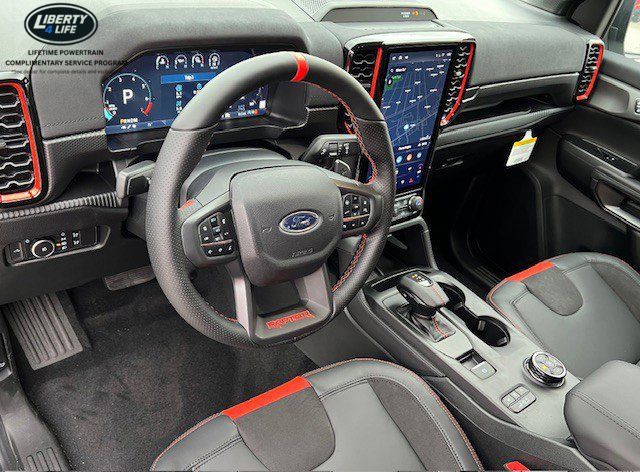 2025 Ford Ranger Raptor - Photo 11