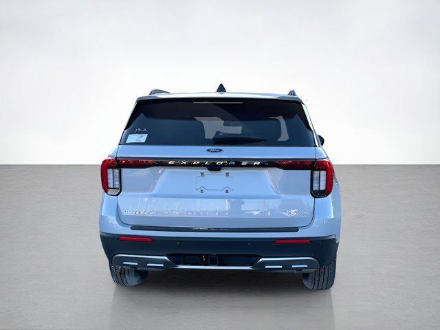 2026 Ford Explorer photo 4