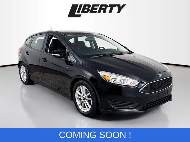 2016 Ford Focus SE's photo