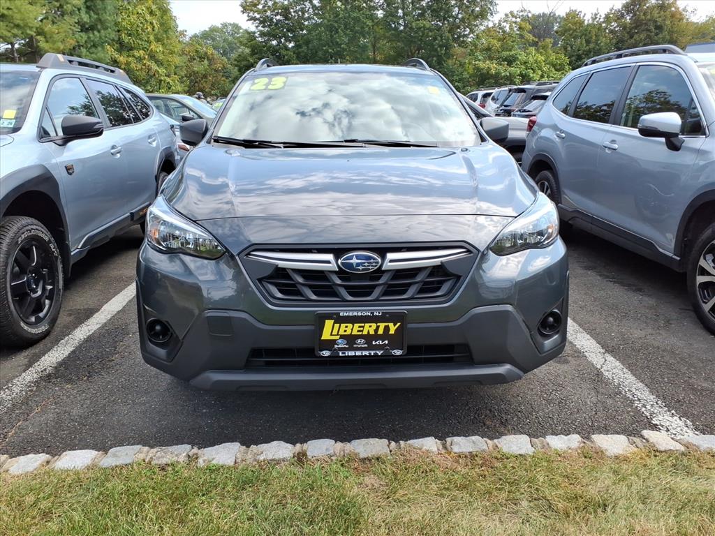 2023 Subaru Crosstrek Base photo 2