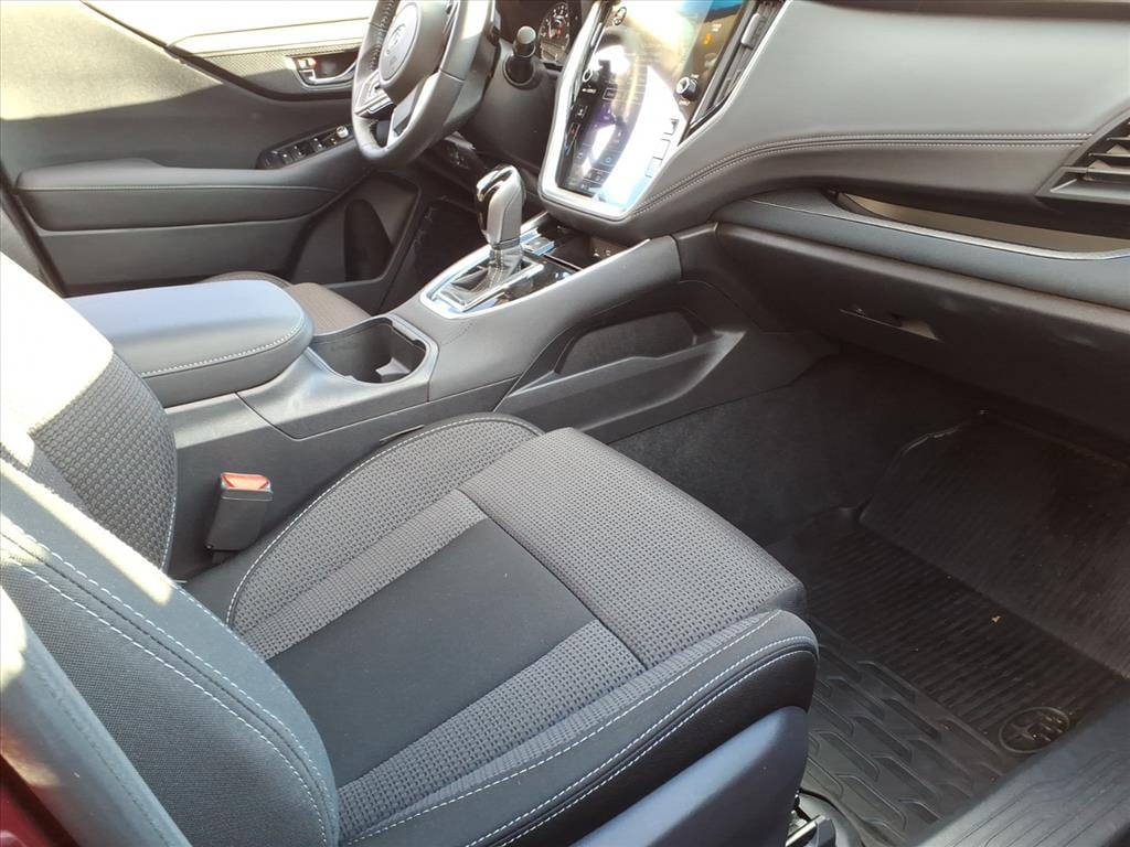 Used 2022 Subaru Outback Premium SUV