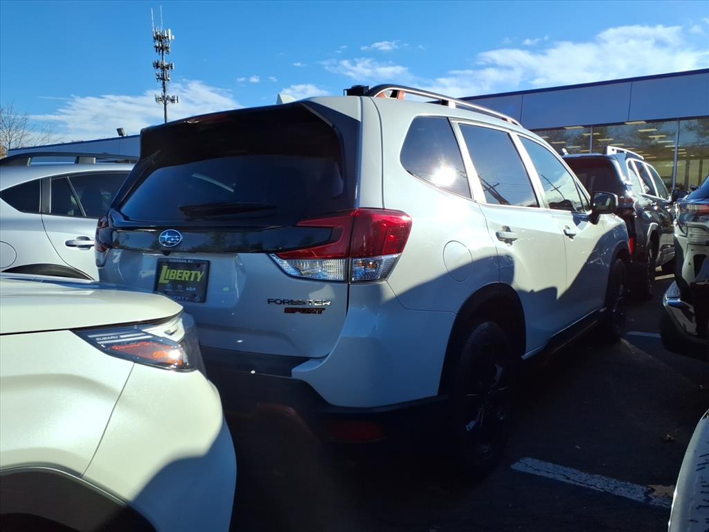 2021 Subaru Forester Sport photo 4