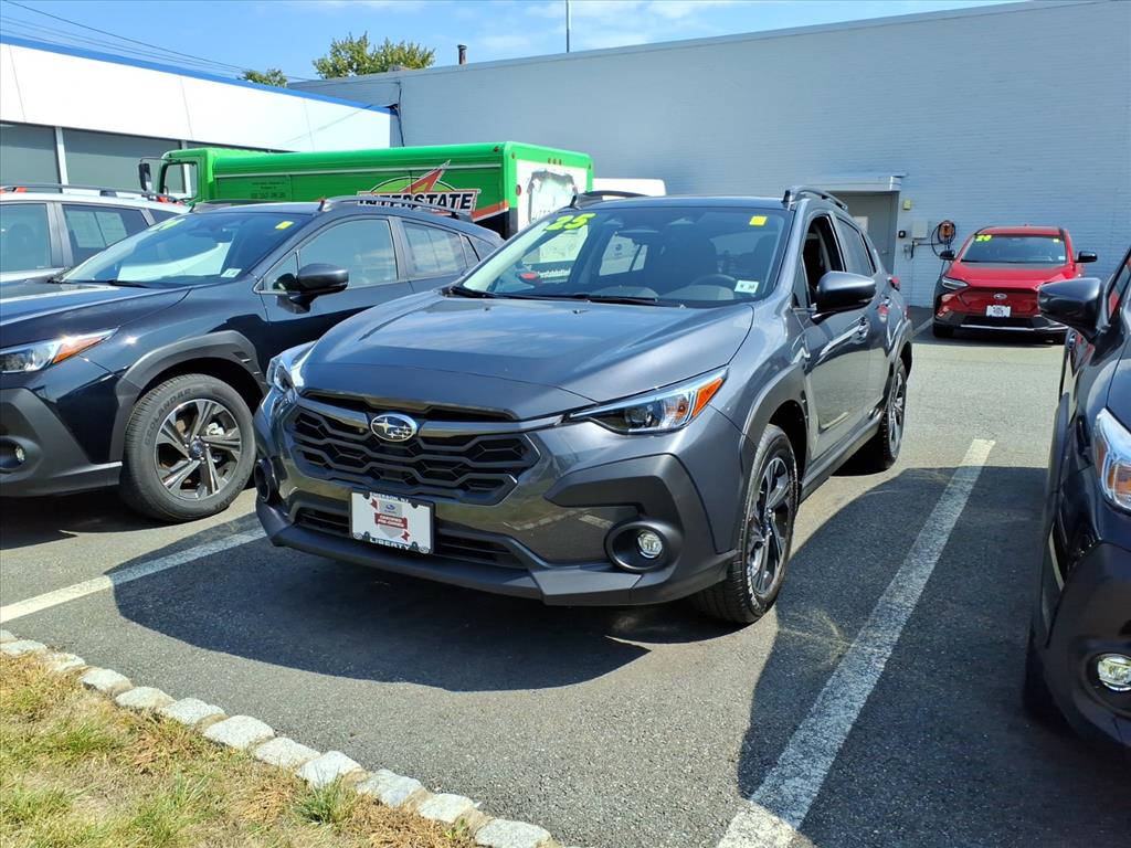 2025 Subaru Crosstrek Premium photo 2